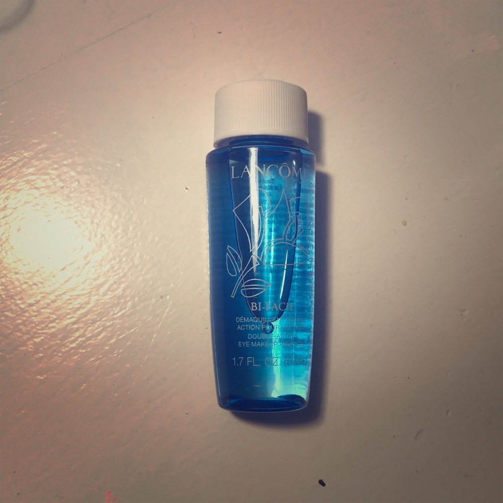 Lancôme Bi-Fácil mini eye makeup remover